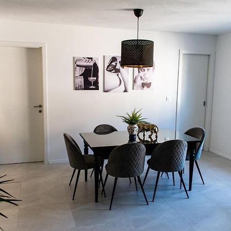 Apartmaji Na Placu Rence Kültér fotó
